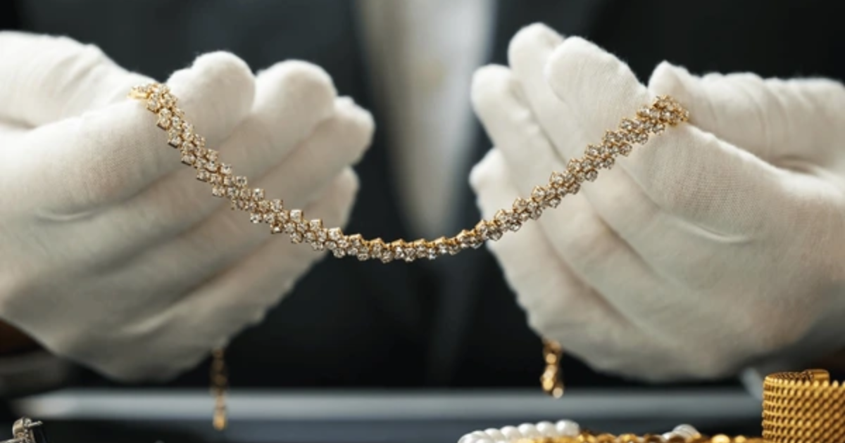 What to Ask Your Jewelry Appraiser Before You Sell