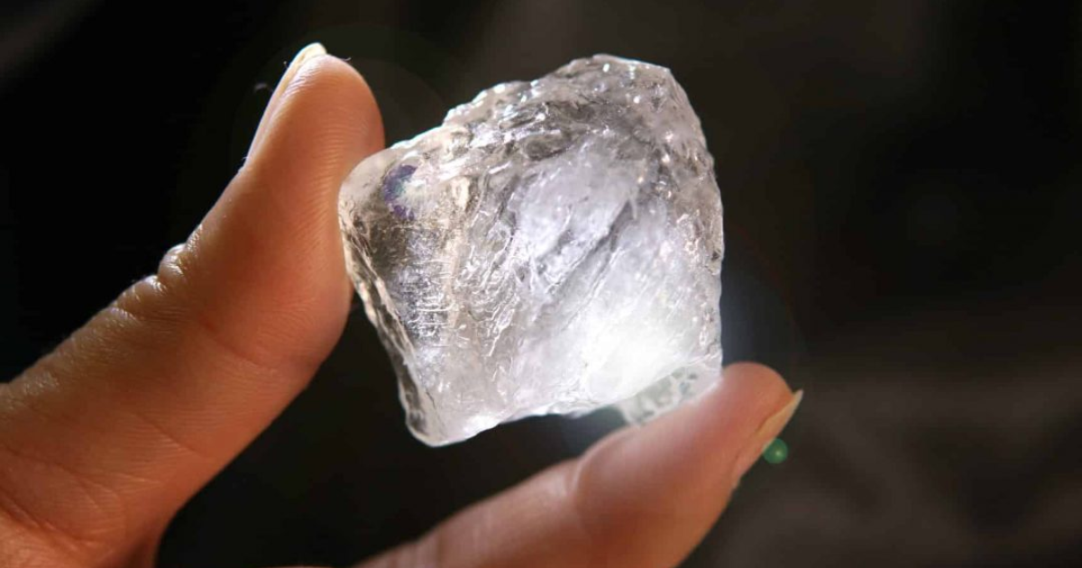 what raw diamonds look like