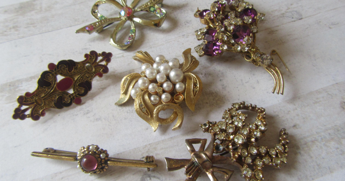 Selling Jewelry with Missing Stones